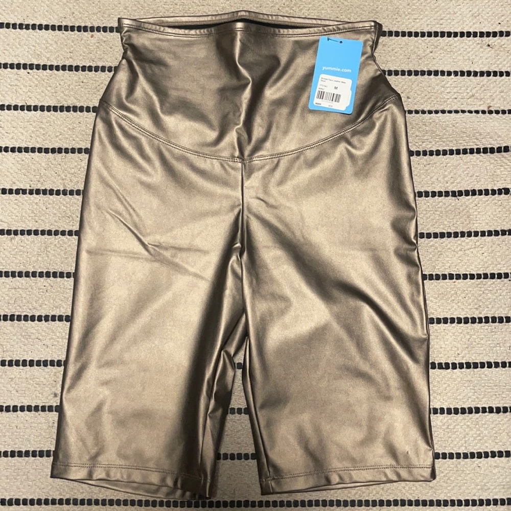 nwt yummie bronze faux leather biker short